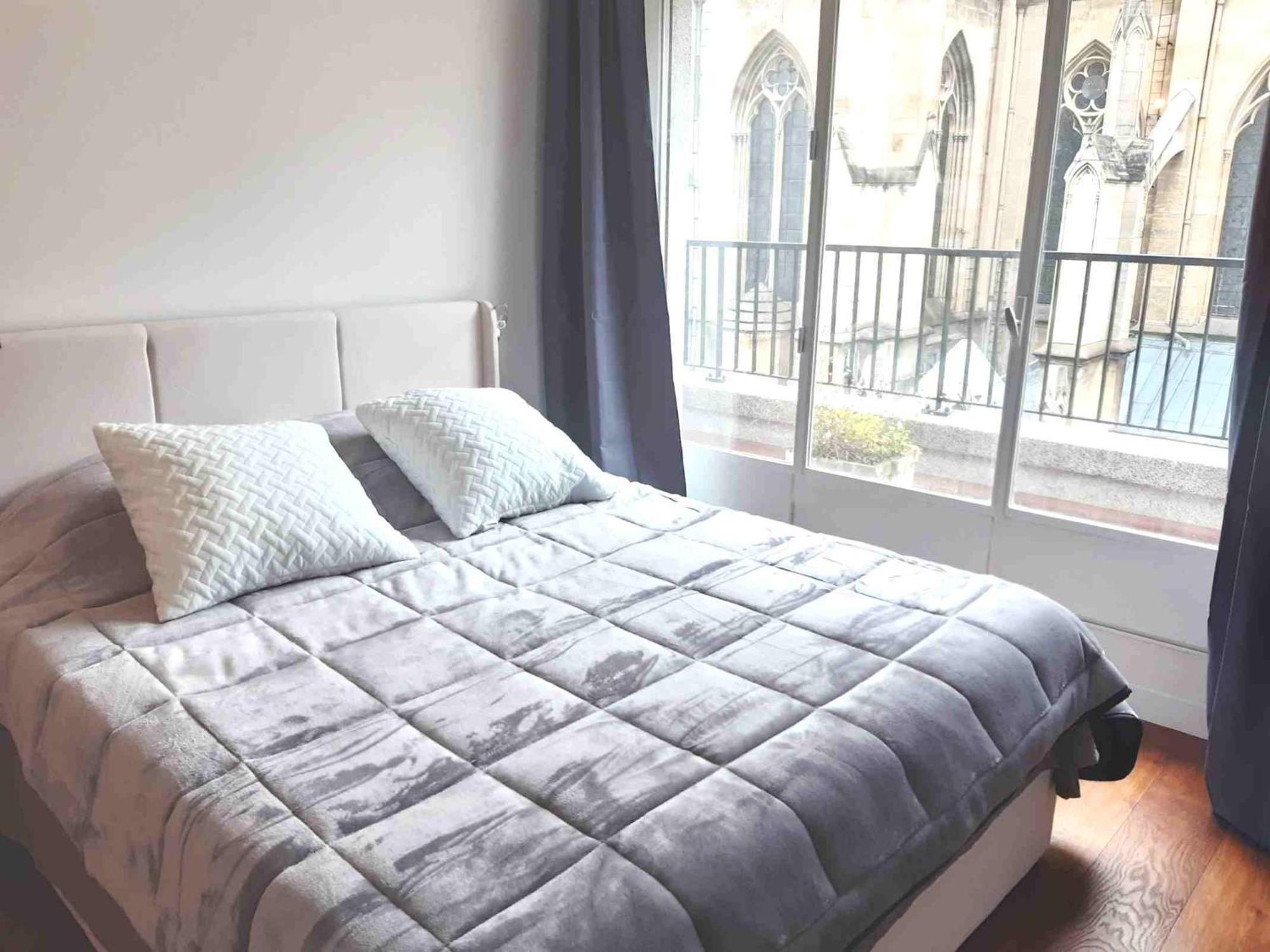 Invalides Vue Tour Eiffel Duplex Apartment Paris